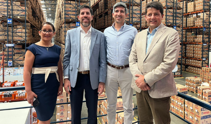 Plasticaucho, una joya de Ambato, recibe a las autoridades del SRI