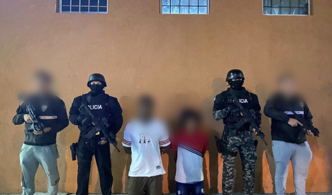 ¡Los pillaron con droga y pirotecnia en Montecristi!