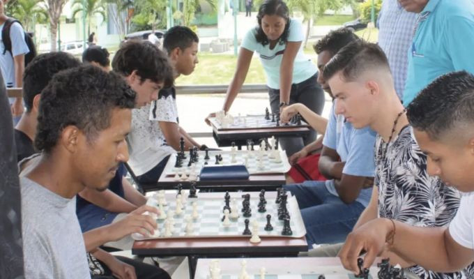 Club Universitario de Ajedrez en Esmeraldas