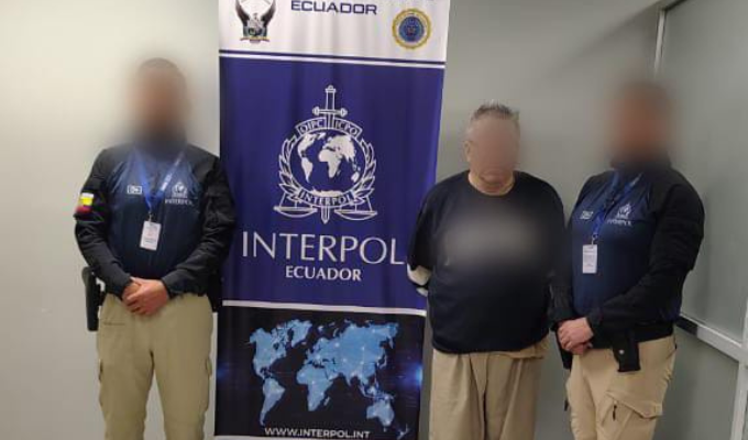 Mario Enrique L. G. llegó extraditado a Quito tras petición judicial