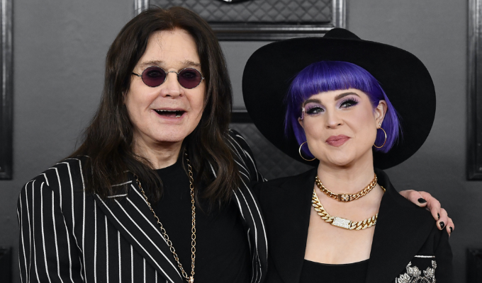 Kelly Osbourne desmiente que Ozzy muriera por eutanasia