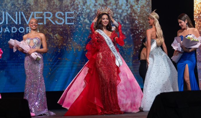 ¡Nadia Mejía se lleva la corona del Miss Universo Ecuador 2025!
