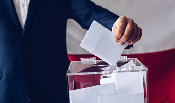 Partidos políticos ecuatorianos corren contra el tiempo