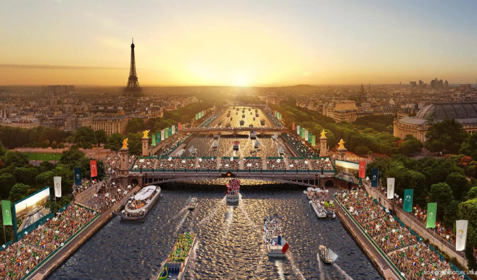 El Sena de París Resurge: Nada en el río después de 100 años