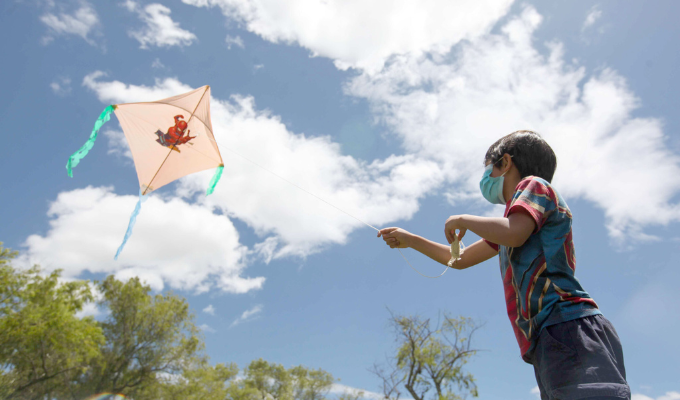 ¡Hasta el cielo! Concurso de cometas ilumina el parque Itchimbia