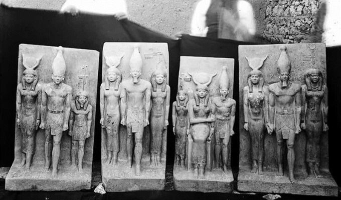 Las Cuatro Tríadas de Menkaure: Joyas del Antiguo Egipto 🏺