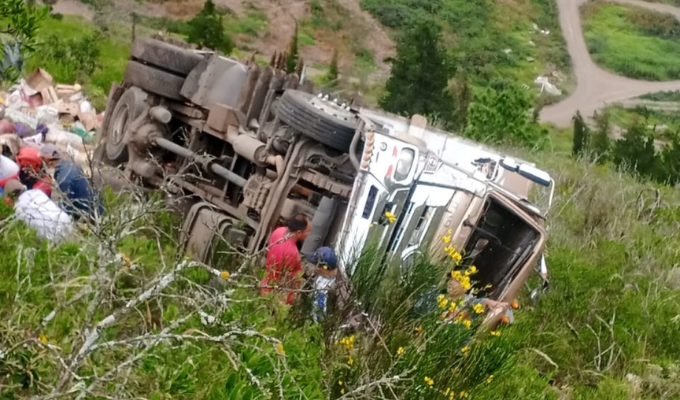 Impactante accidente en El Pingue: tres muertos y dos heridos