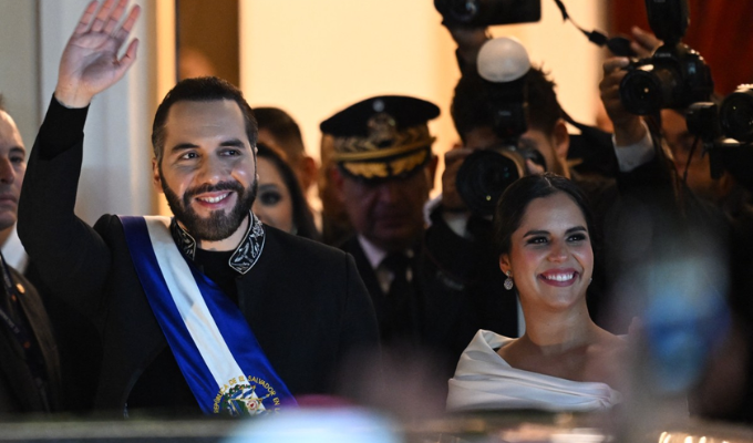 Bukele podrá seguir en el cargo, reelección indefinida en el Salvador