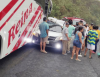 ¡Dolor en Bahía! Dos médicos mueren tras brutal choque en Manabí