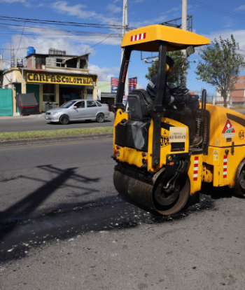 Carreteras de Tungurahua recibirán nuevo asfalto