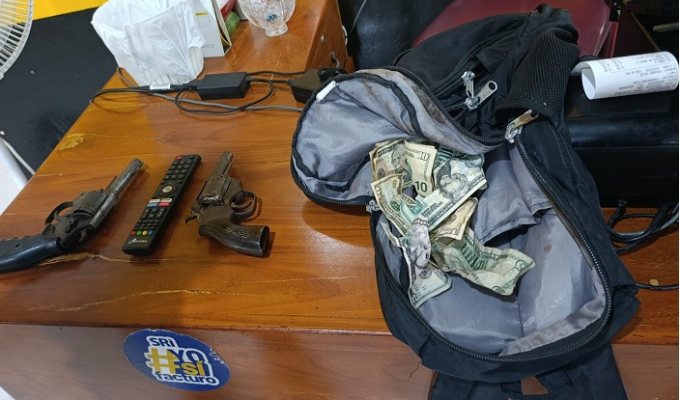 ¡Asalto frustrado en Pedernales! Policía captura a un ladrón armado