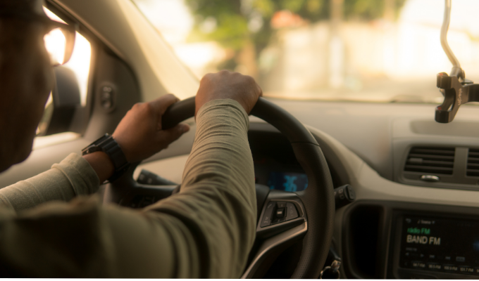 Taxis informales de aplicaciones ya serán sancionados en Ecuador