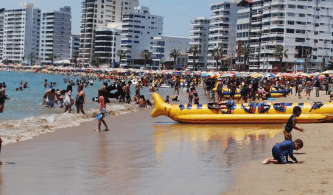 Trabajo por horas en turismo: la apuesta de Noboa