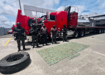 Carchi: “Halcón” halló 50.000 g de heroína en un camión