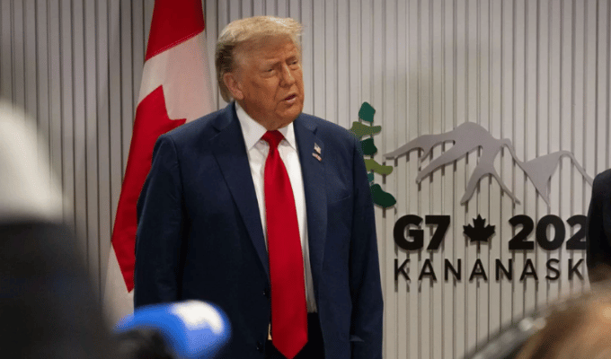 Tribunal libera a Trump de pagar $454 millones