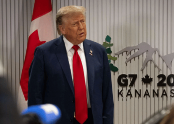 Tribunal libera a Trump de pagar $454 millones