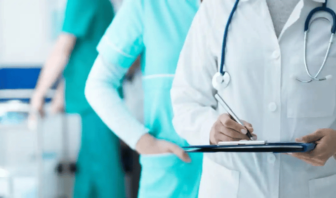 CONSAP arranca un plan para medicinas y golpe a mafias