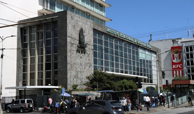 IESS aclara dudas sobre actualización de datos