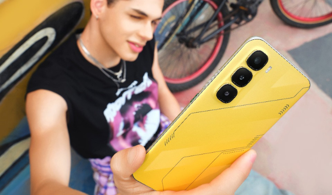 Infinix sacudió Quito: llegó el HOT 60 Pro+ ultradelgado