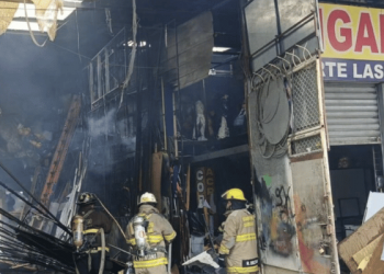 Incendio en Guayaquil deja 16 evacuados