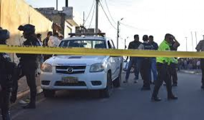Acribillado en Ambato: cinco disparos en el paso lateral sur