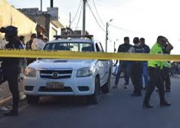 Acribillado en Ambato: cinco disparos en el paso lateral sur