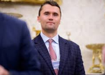 Charlie Kirk, aliado de Trump, murió tras un disparo