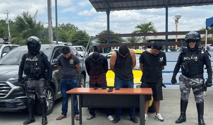Caen cinco tras intento de secuestro en Portoviejo