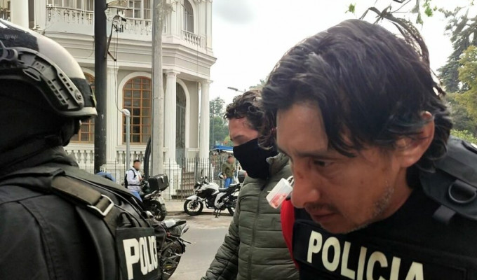 Un adolescente es investigado por atentado contra madre de Colón Pico