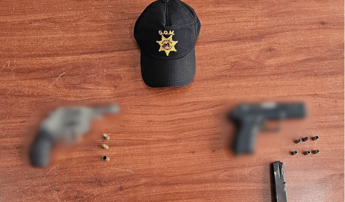 Operativo en Pedernales: cae adolescente con dos armas