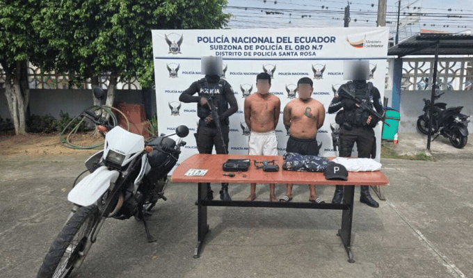 Cayeron con arma, dron y moto en operativo relámpago en Machala