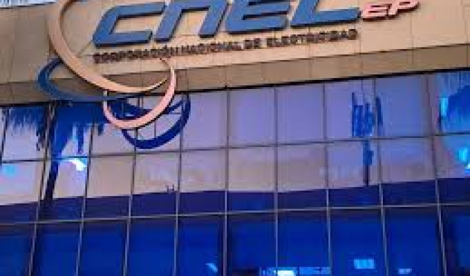 Allanan sede del sindicato de CNEL en Guayaquil