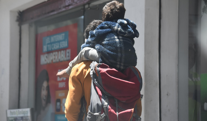 ¿Alquiler de niños para mendigar? ¡Descubre el oscuro negocio