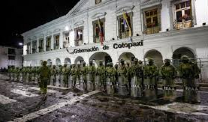 Paro nacional: Latacunga cercada por militares y policías