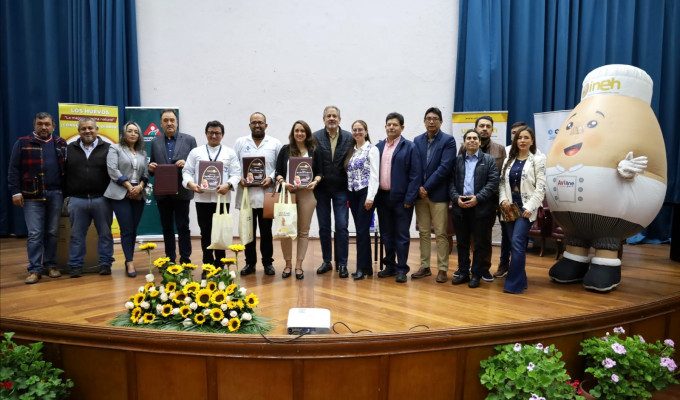 Foro “Latidos Saludables” encendió el corazón en Tungurahua