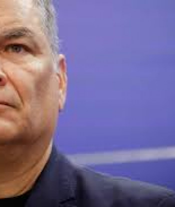 Correa arremetió por el nombramiento de Alexandra Navarrete en el SRI