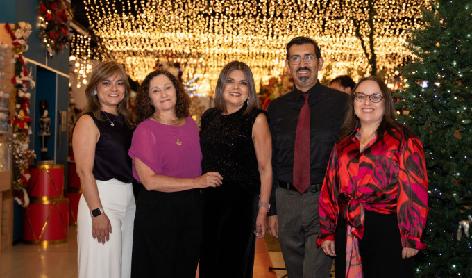 ¡Todo vuelve a brillar! Salón de Navidad y Salón de Navidad Express