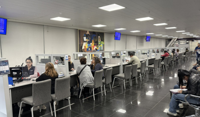 Finanzas presidió comisión clave en el Biess y definió compras de bono