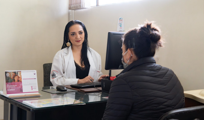 Tungurahua activa campaña contra cáncer de mama y cervicouterino