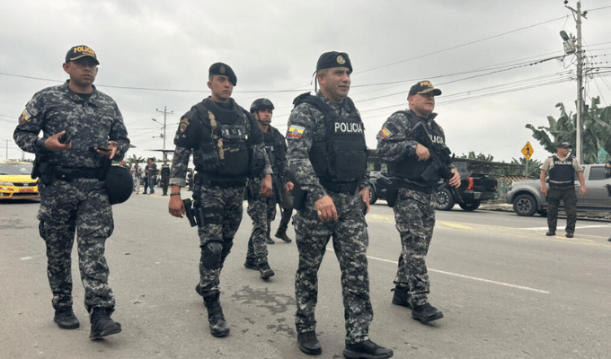 Controles en ejes viales reforzaron la seguridad en El Oro