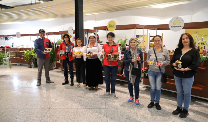 ¡Feria de Emprendedores tungurahuenses en el Mall de los Andes!