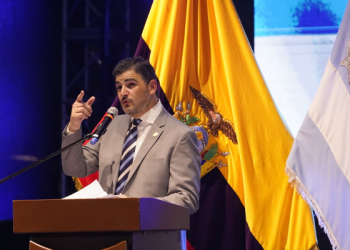 “Nos han querido callar, pero Guayaquil habla”: Aquiles Álvarez