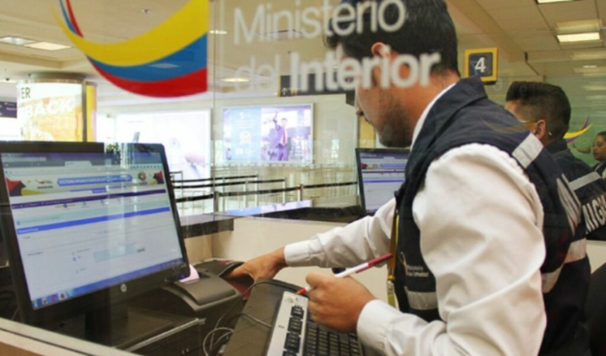 Ecuador apretó el filtro migratorio: 20 extranjeros inadmitidos en EC