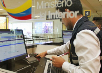 Ecuador apretó el filtro migratorio: 20 extranjeros inadmitidos en EC