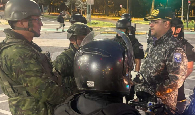Reimberg anuncia convoy a Imbabura para aperturar vías y llevar ayuda