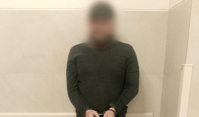 Persecución en Portoviejo: cayó con pistola tras huir en moto