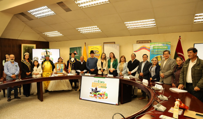 Llega a Tungurahua la Expo Feria de Emprendimientos Finados 2025
