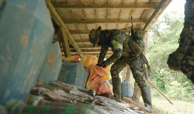 Colombia destruyó 3,8 toneladas de arsenal de disidencia de las FARC