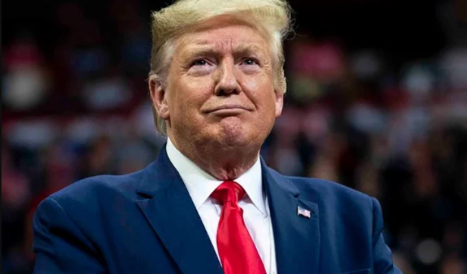 Trump corta la ayuda a Colombia y llama a Petro “traficante de drogas"