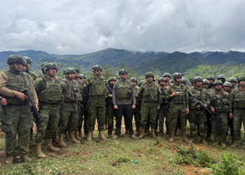 Operativo militar arrasa campamentos mineros en Imbabura